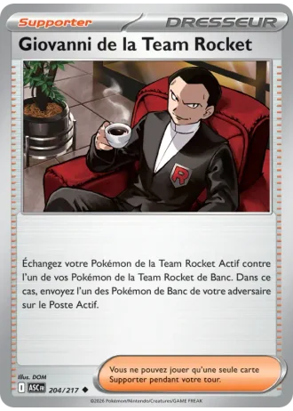 Giovanni de la Team Rocket #204/217 — Héros Transcendants